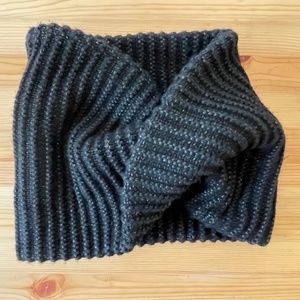 Tory Burch Amazing Scarf Wrap